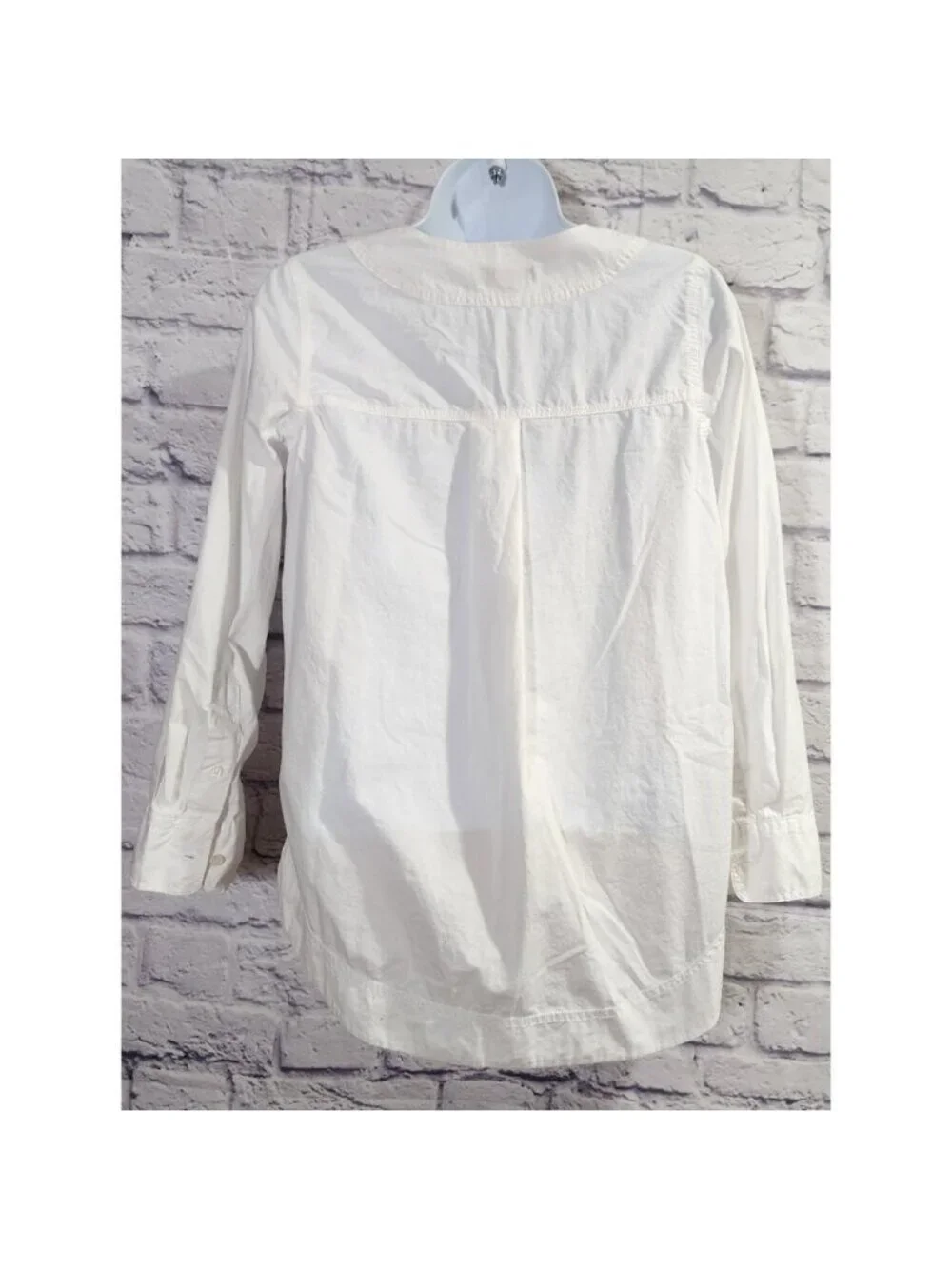 J. Crew White Long Sleeves With Buttons V Neck Top PXS Lightweight Rounded Hem